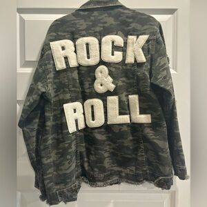 Jaded Gypsy Small Rock and Roll distressed camo cropped oversized jacket USA